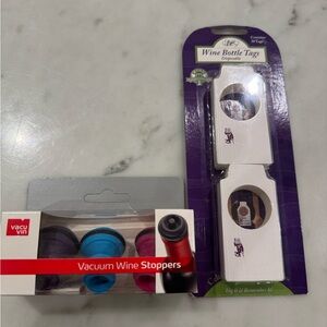 Wine Vacu Vin Wine Stoppers and Wine Bottle Tags Set(50), new in box